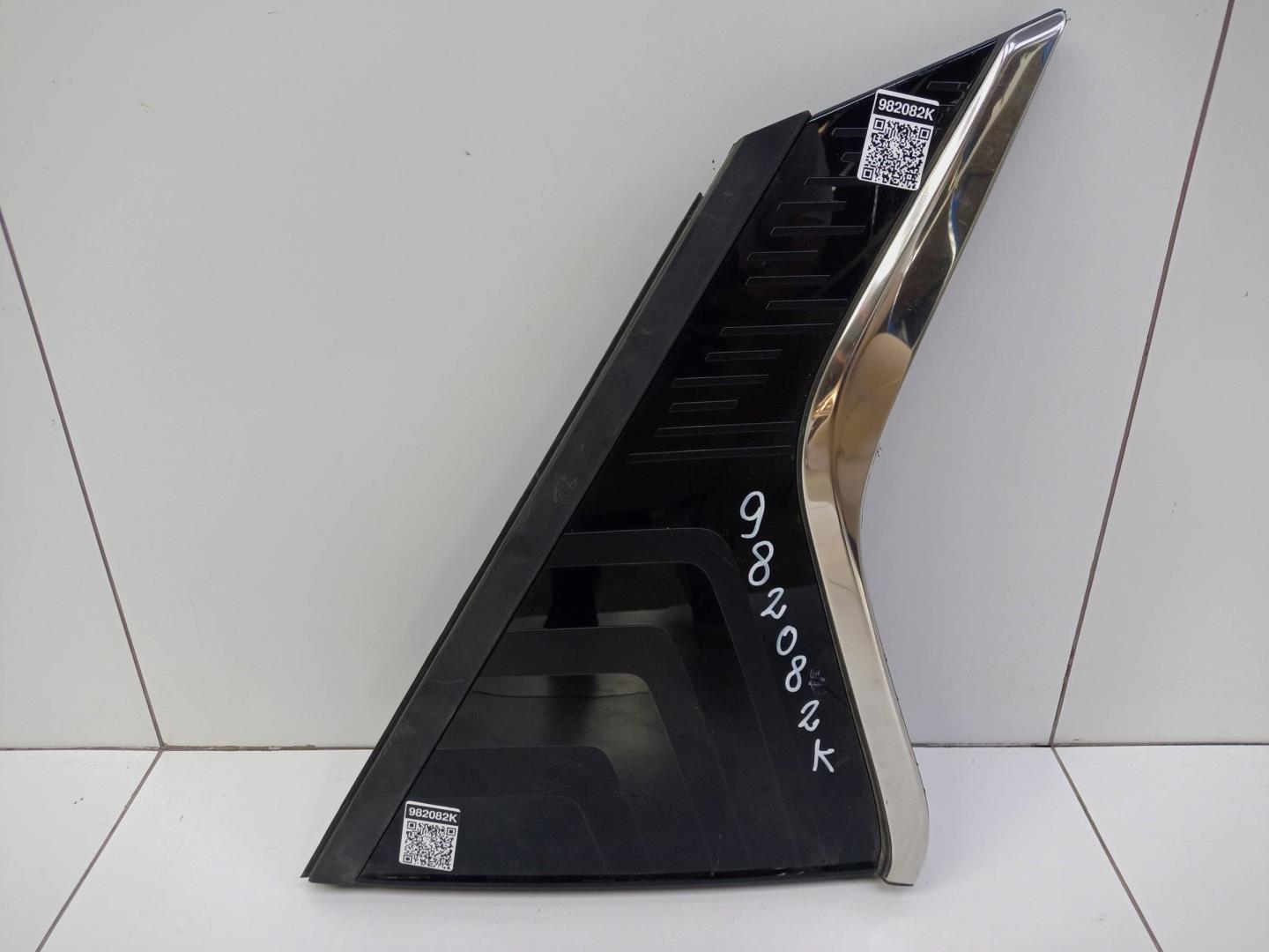 Стекло кузовное глухое левое