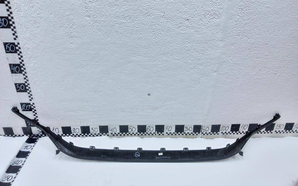 Накладка переднего бампера