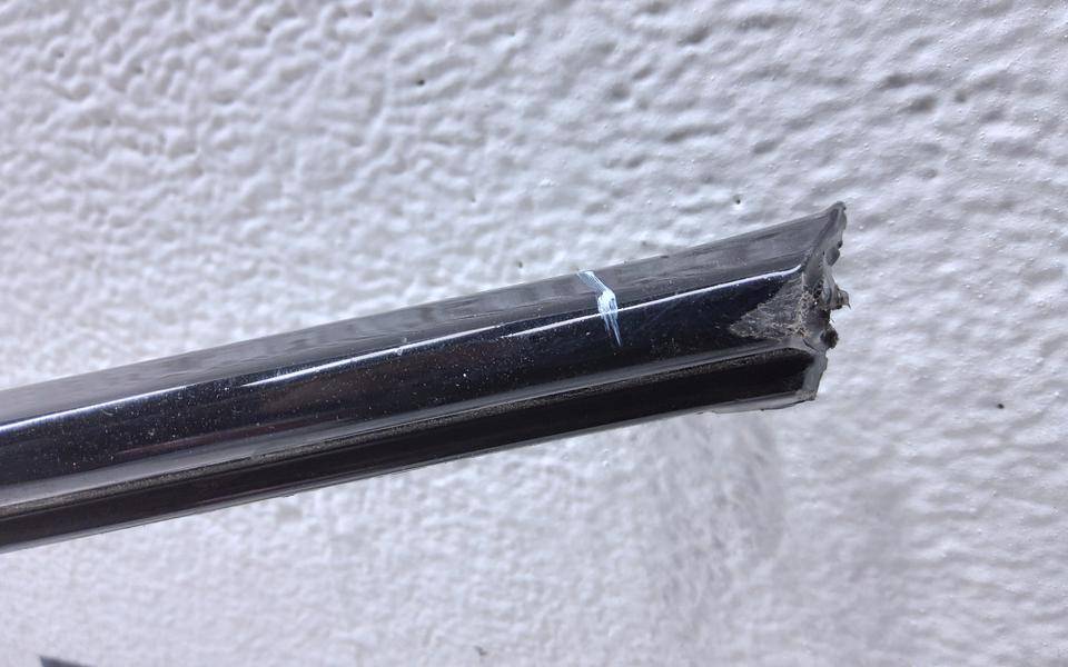 Накладка переднего бампера