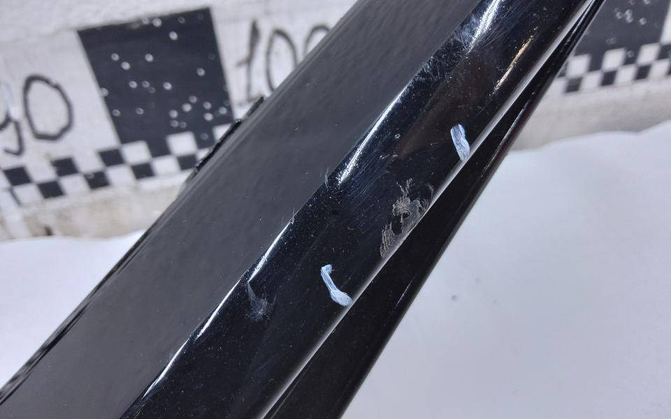 Накладка переднего бампера