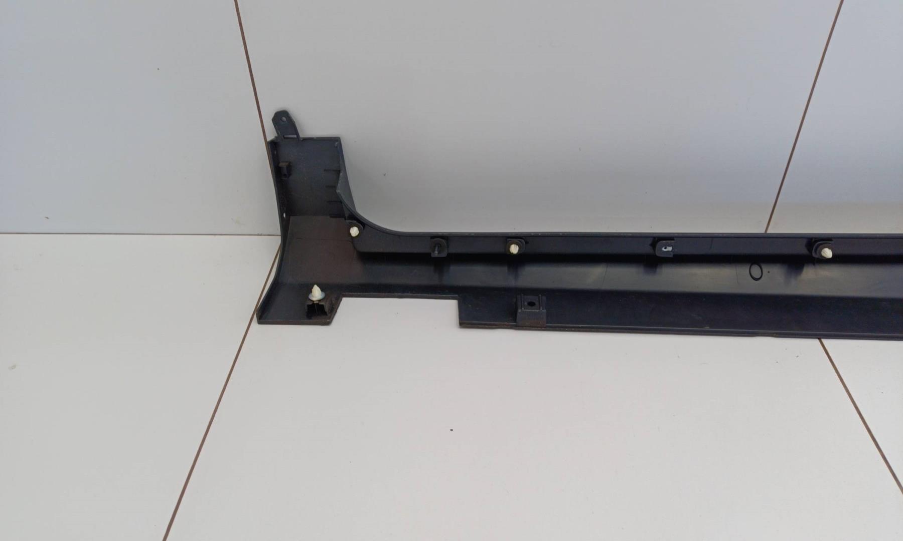 Накладка на порог (наружная)