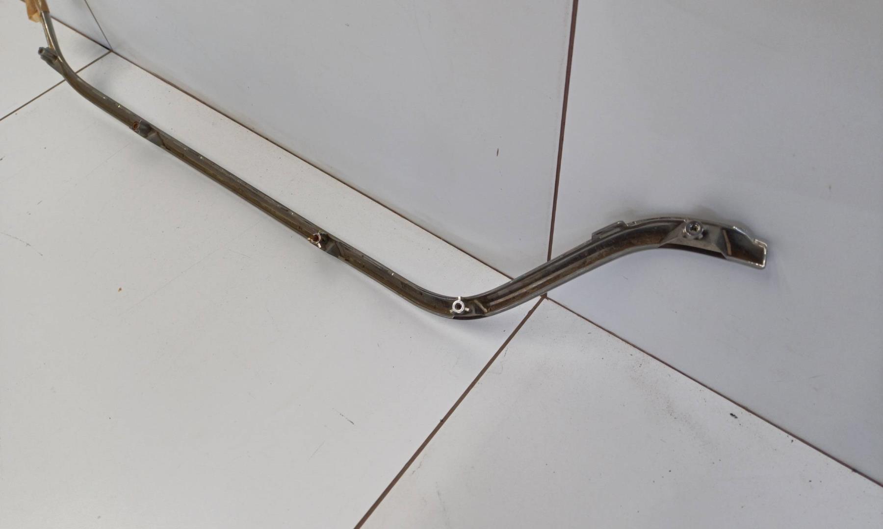 Накладка на решетку радиатора