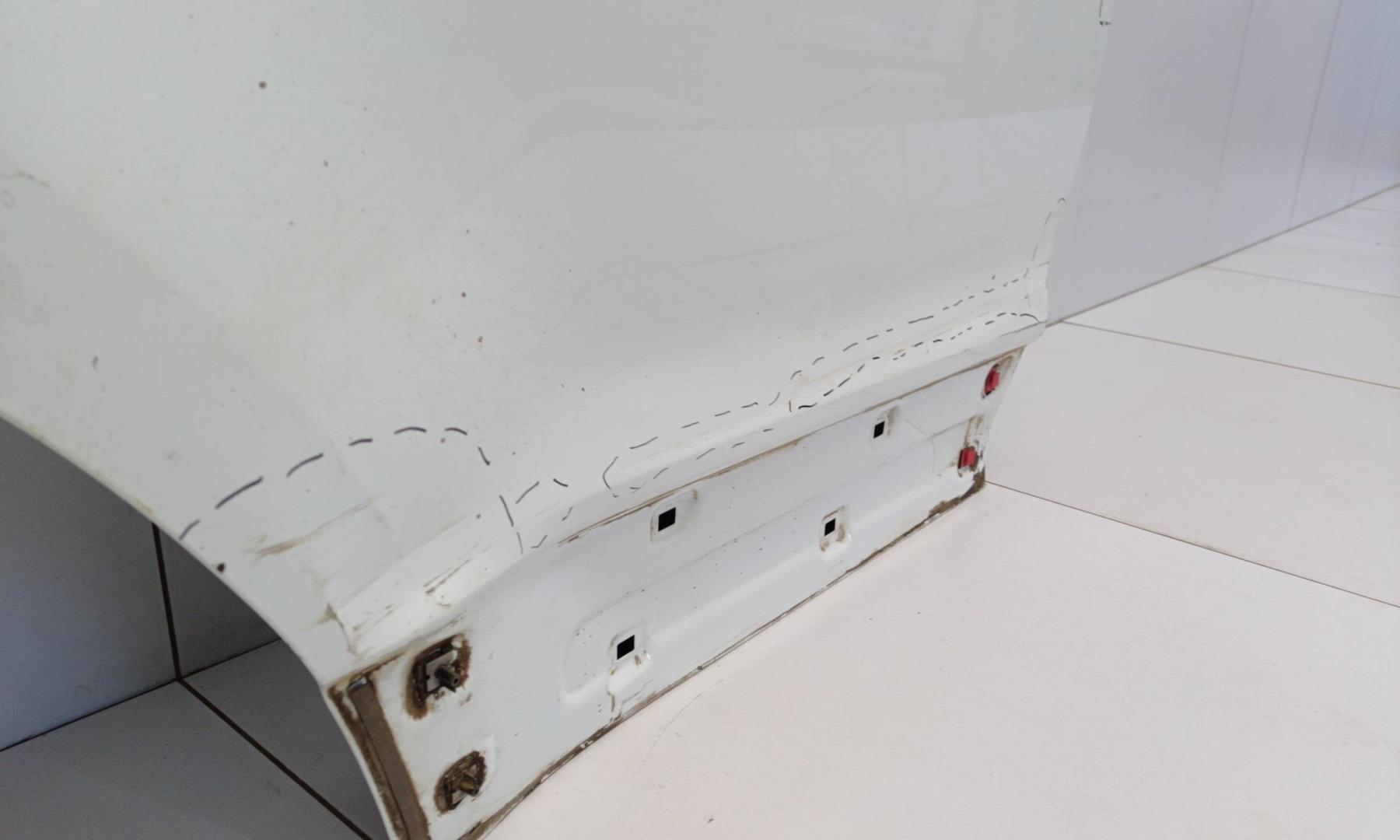 Дверь задняя правая