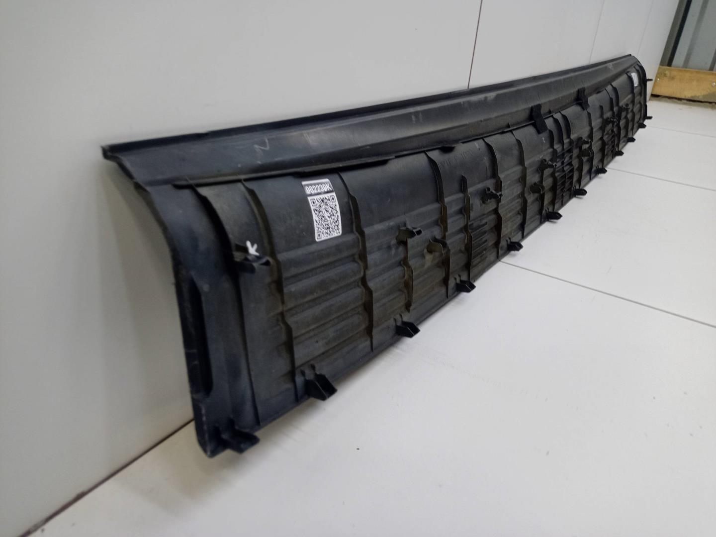 Накладка заднего бампера