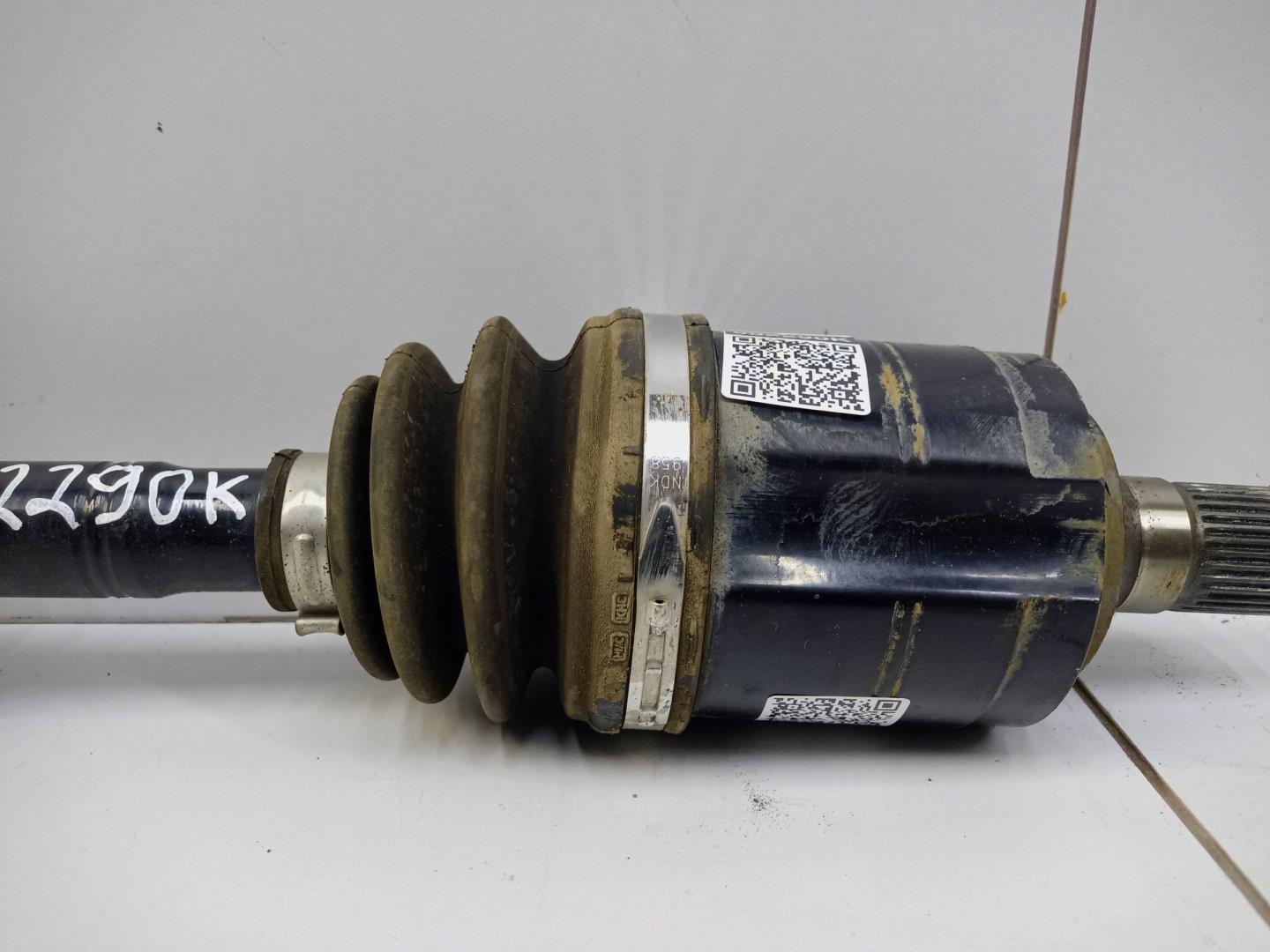 Полуось передняя левая