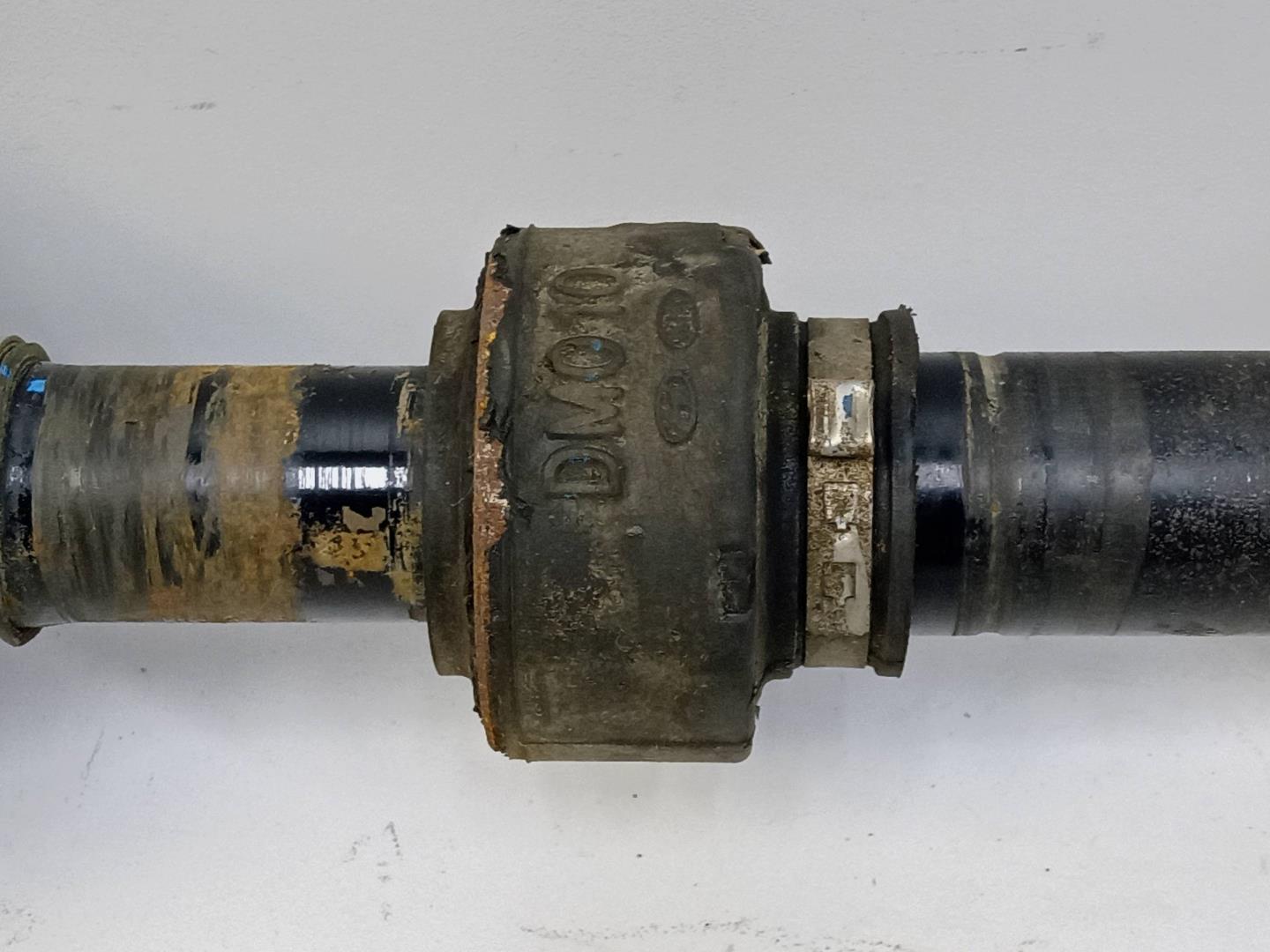 Полуось передняя левая