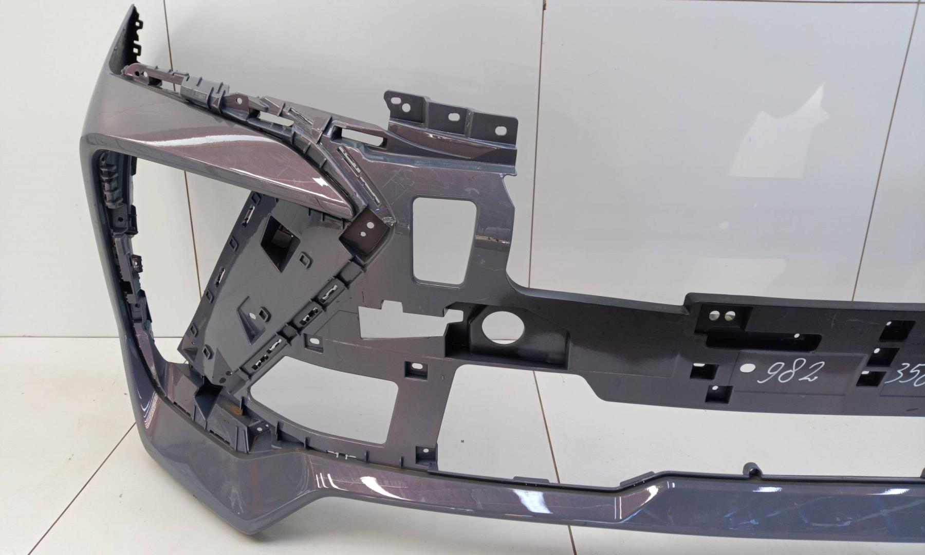 Бампер передний