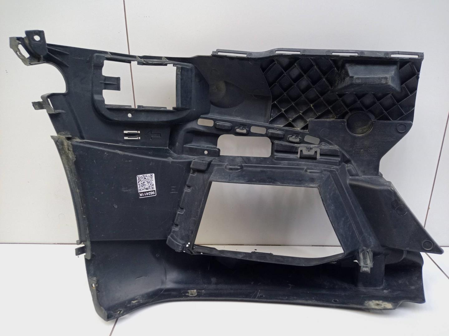 Кронштейн фары противотуманной левой