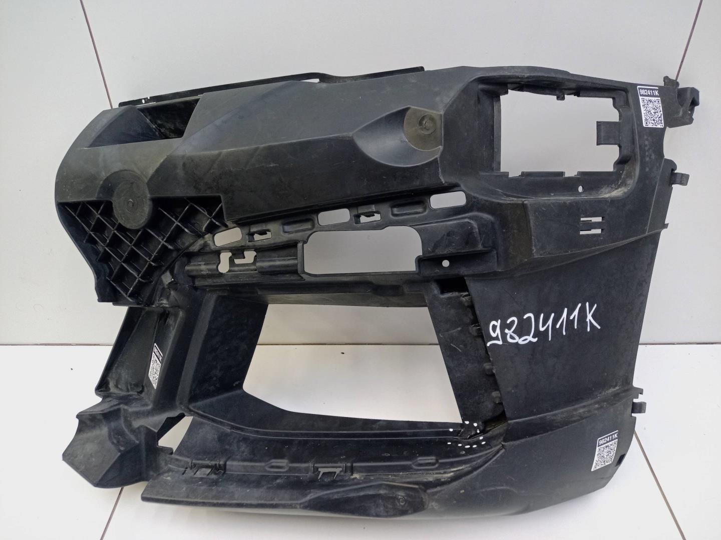 Кронштейн фары противотуманной левой