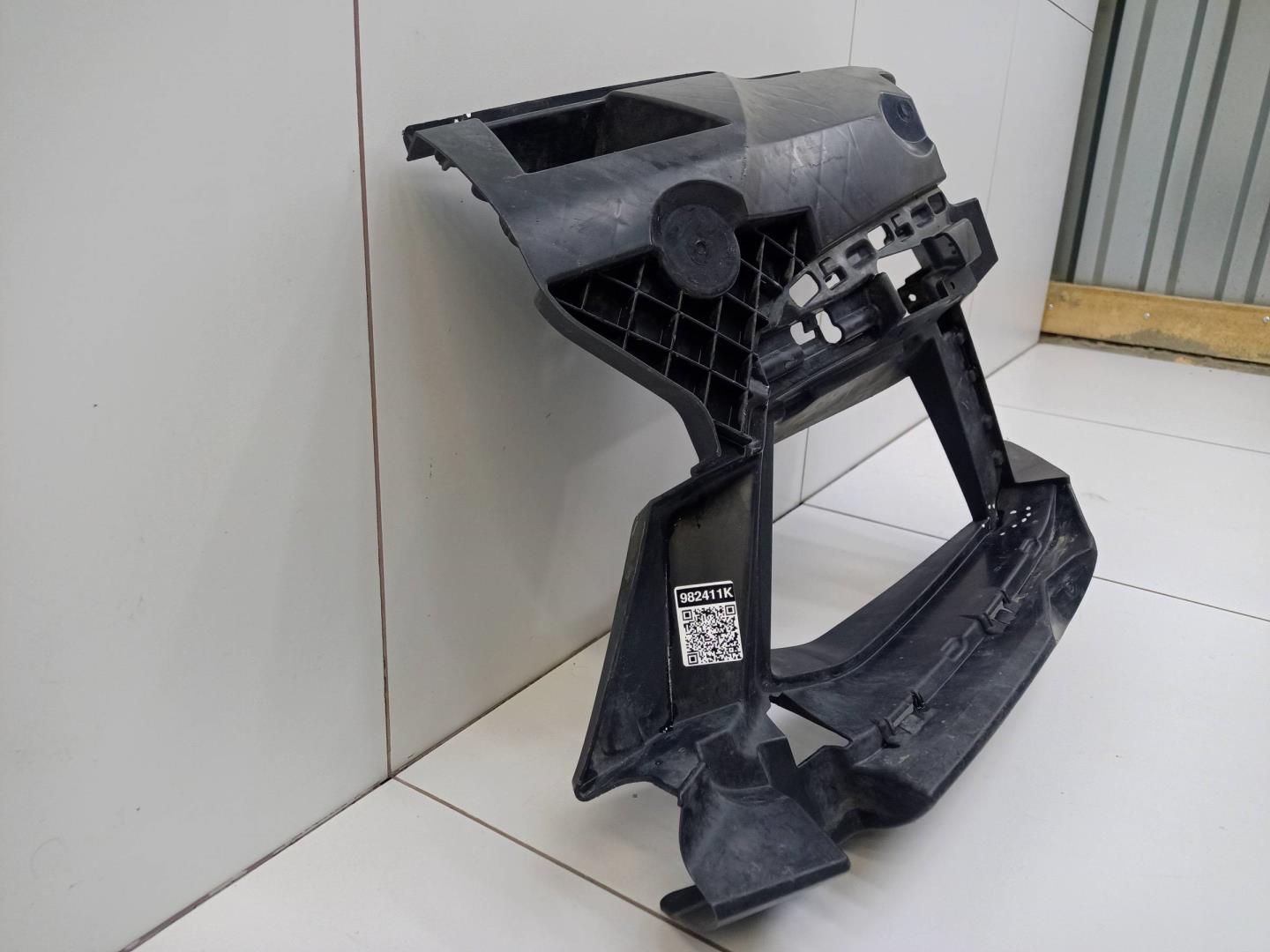 Кронштейн фары противотуманной левой