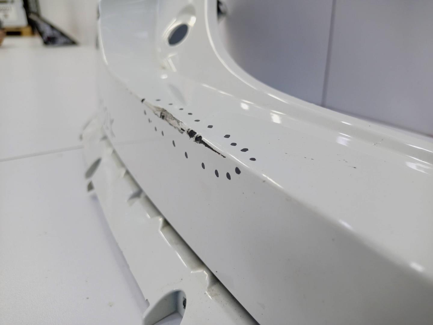 Бампер задний