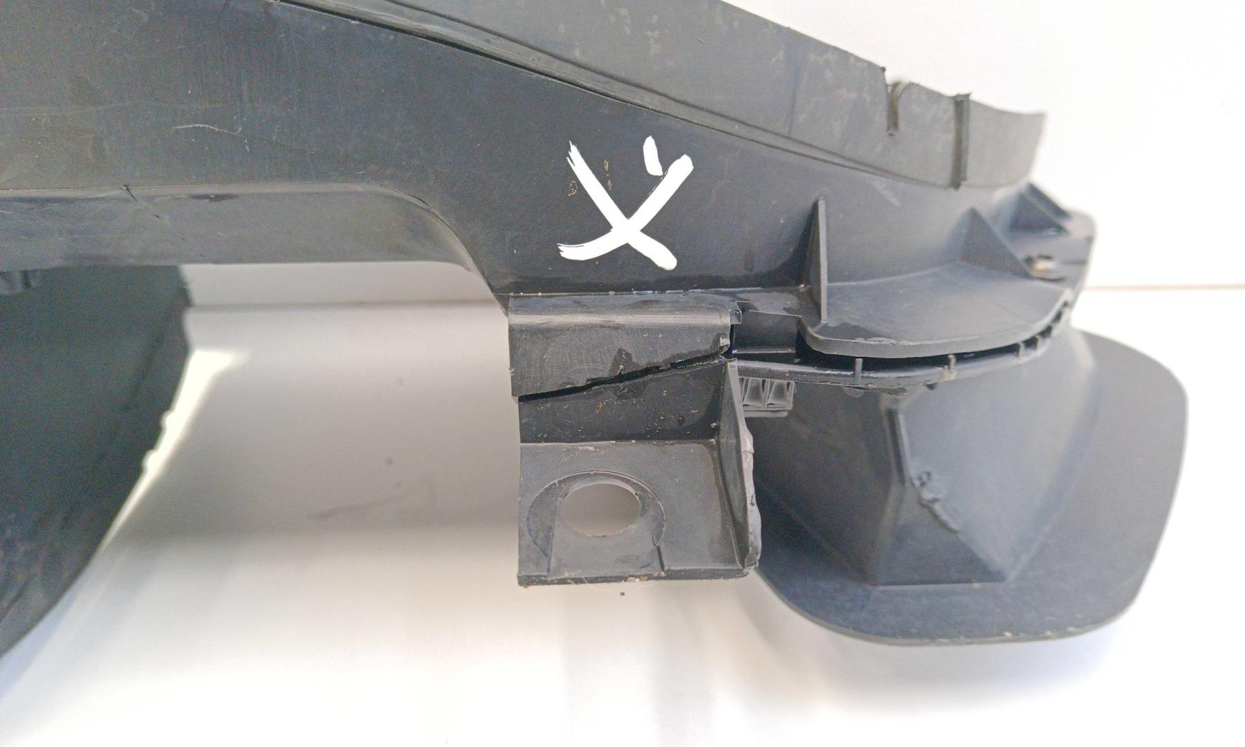 Воздуховод радиатора нижний