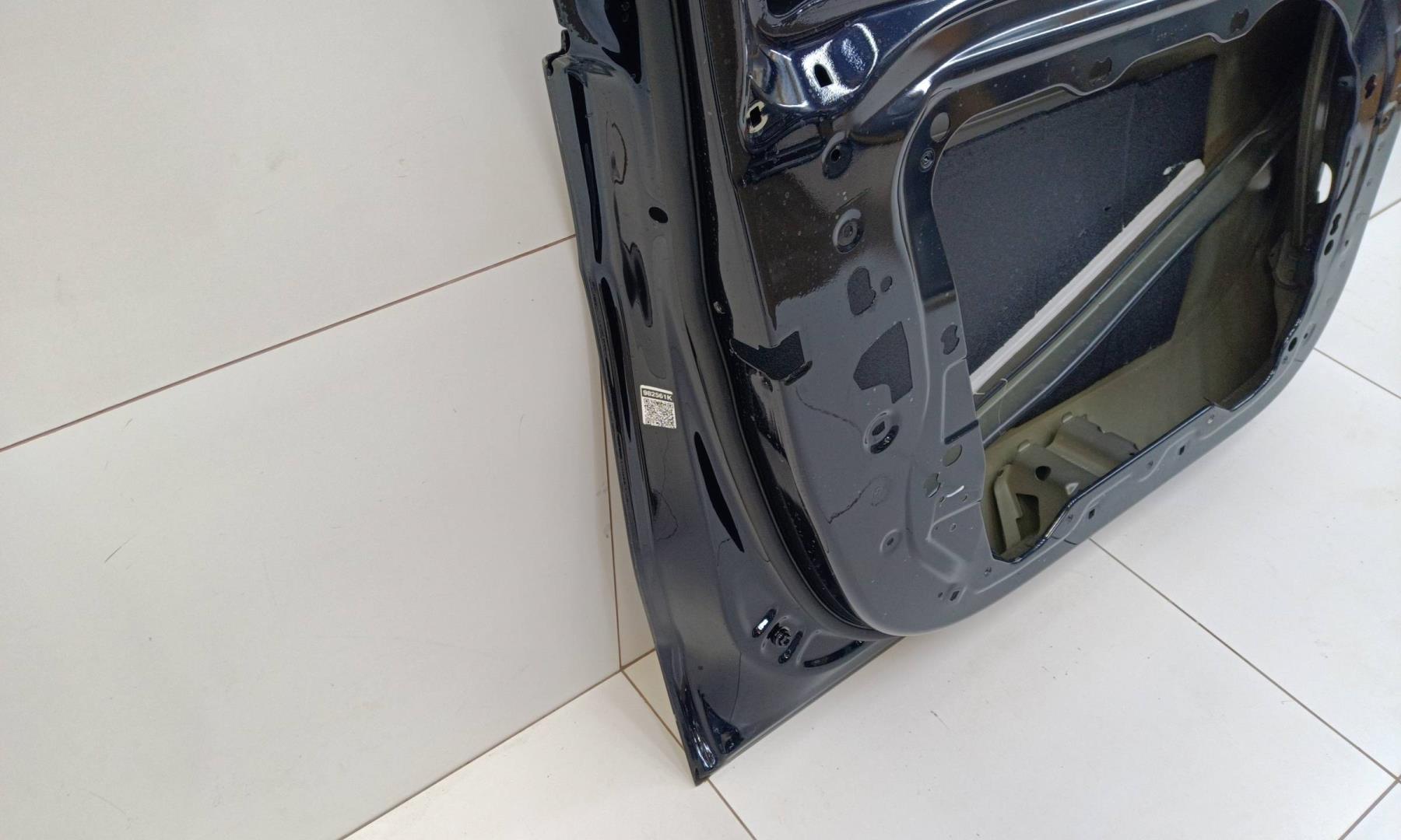 Дверь передняя левая