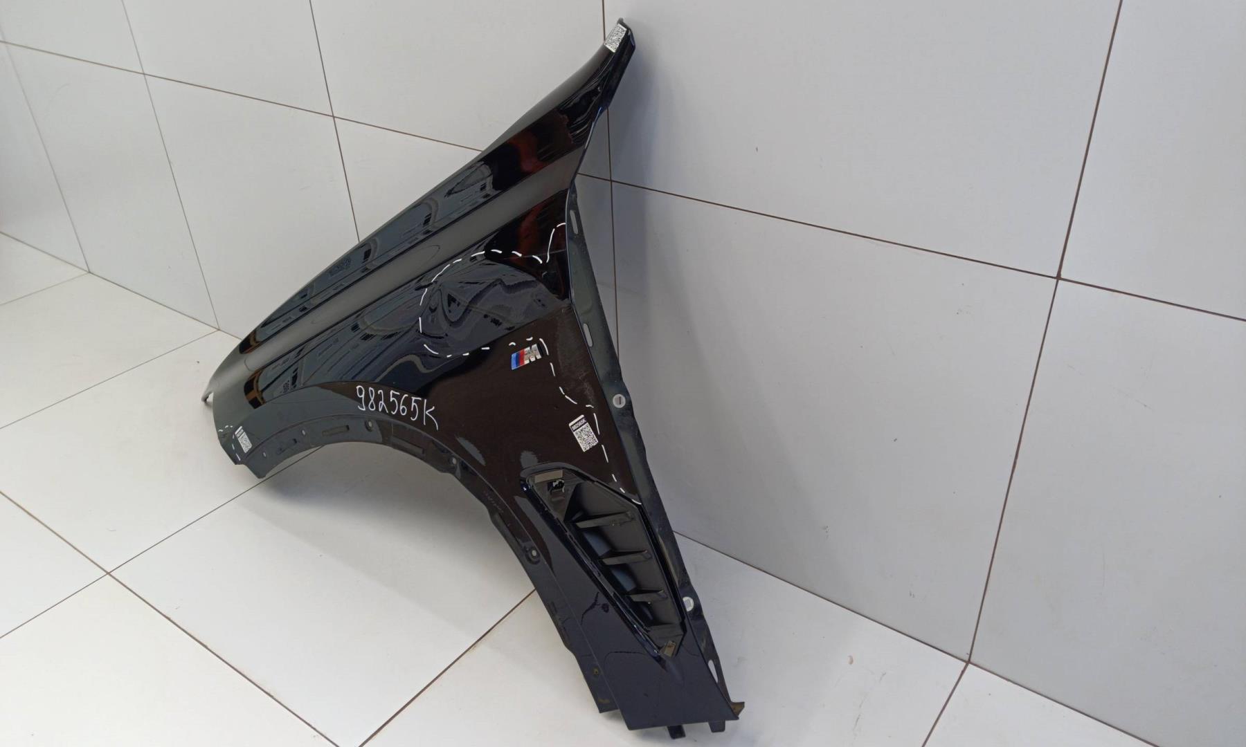 Крыло переднее левое