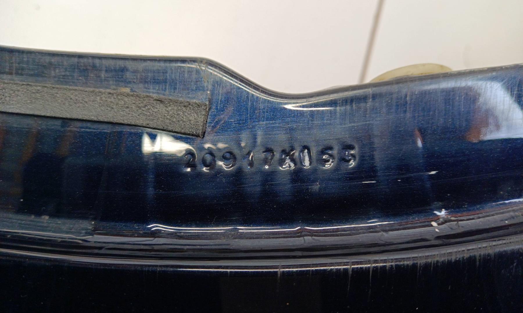 Крыло переднее левое