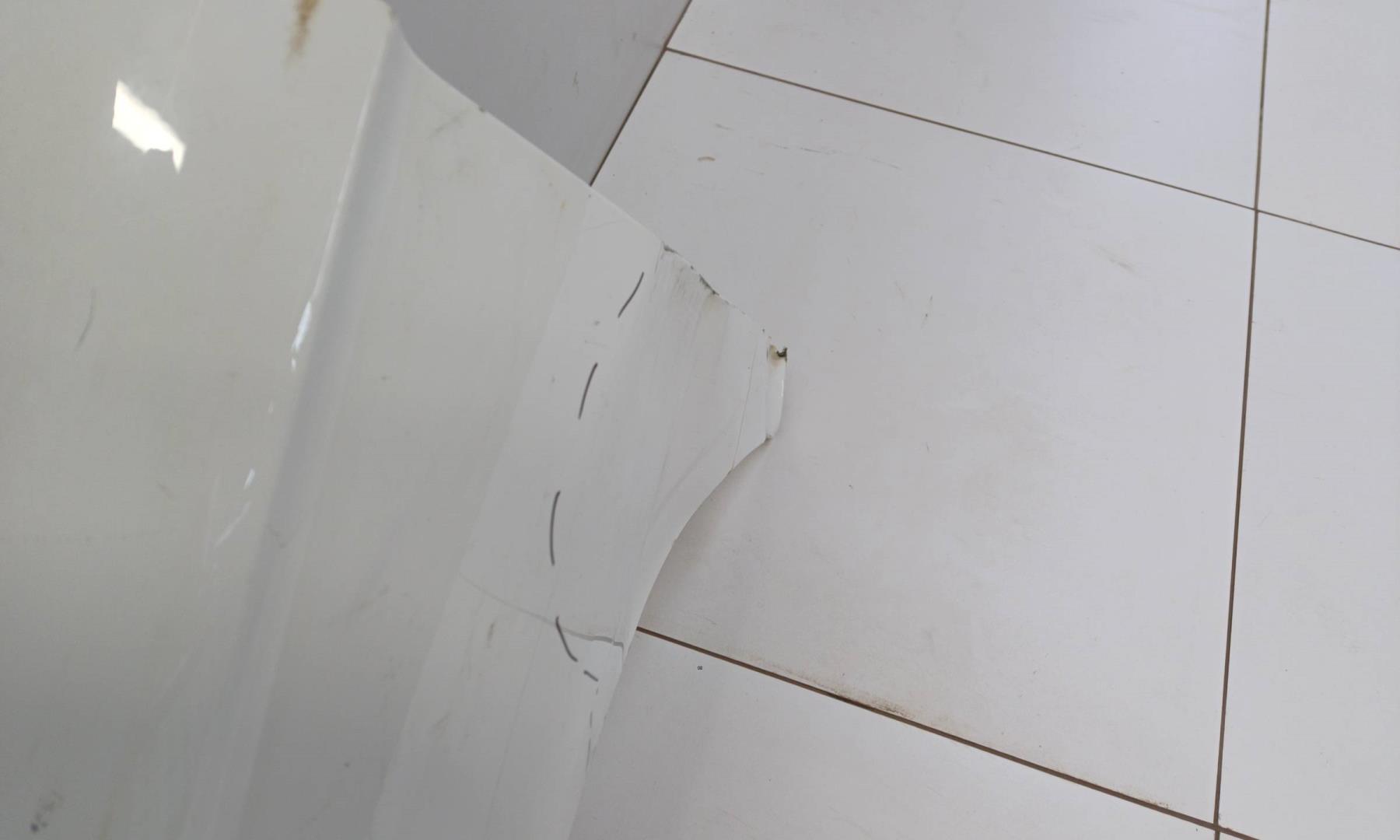 Крыло переднее левое