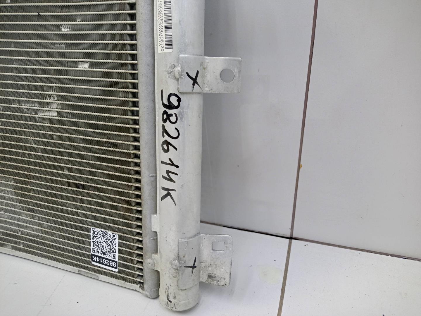 Радиатор кондиционера / конденсер