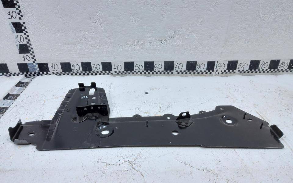 Кузовной элемент