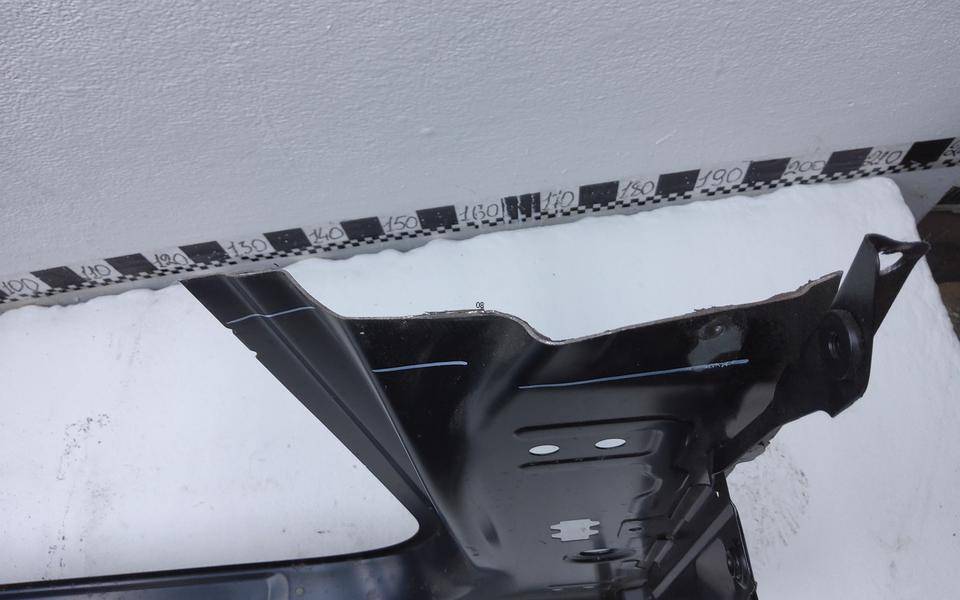 Панель боковая передняя правая