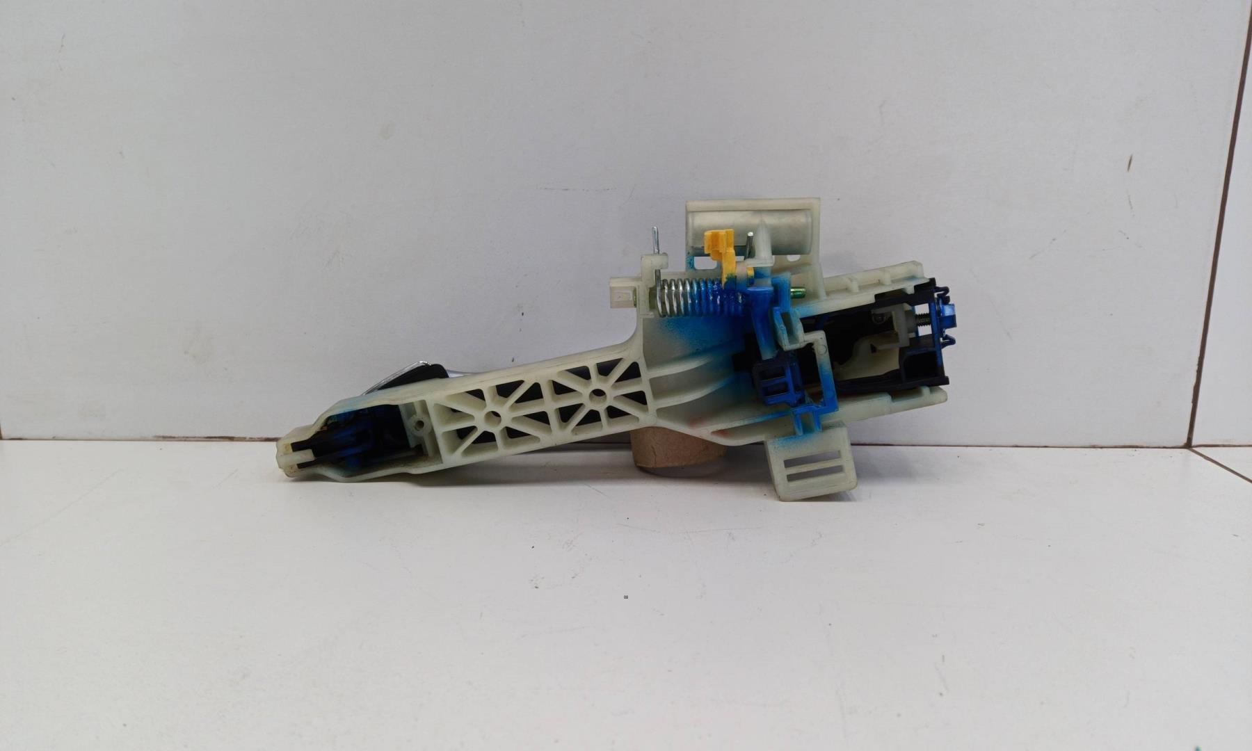 Ручка двери задней наружная правая