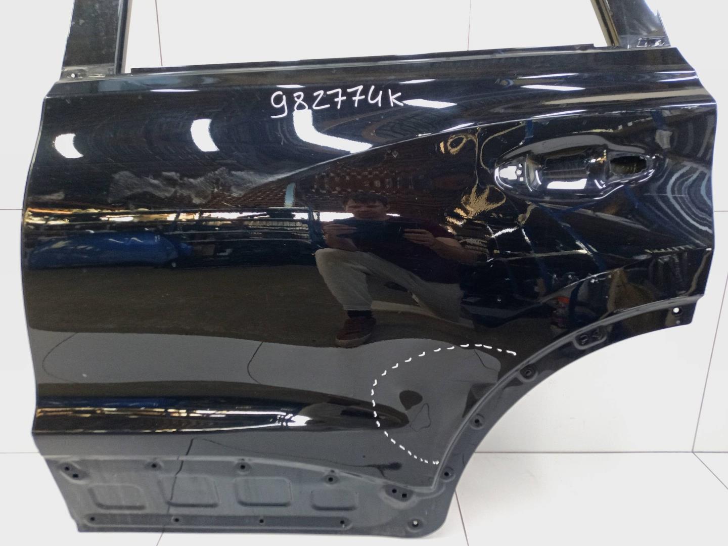 Дверь задняя левая