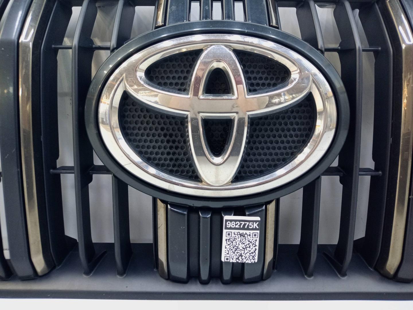 Решетка радиатора