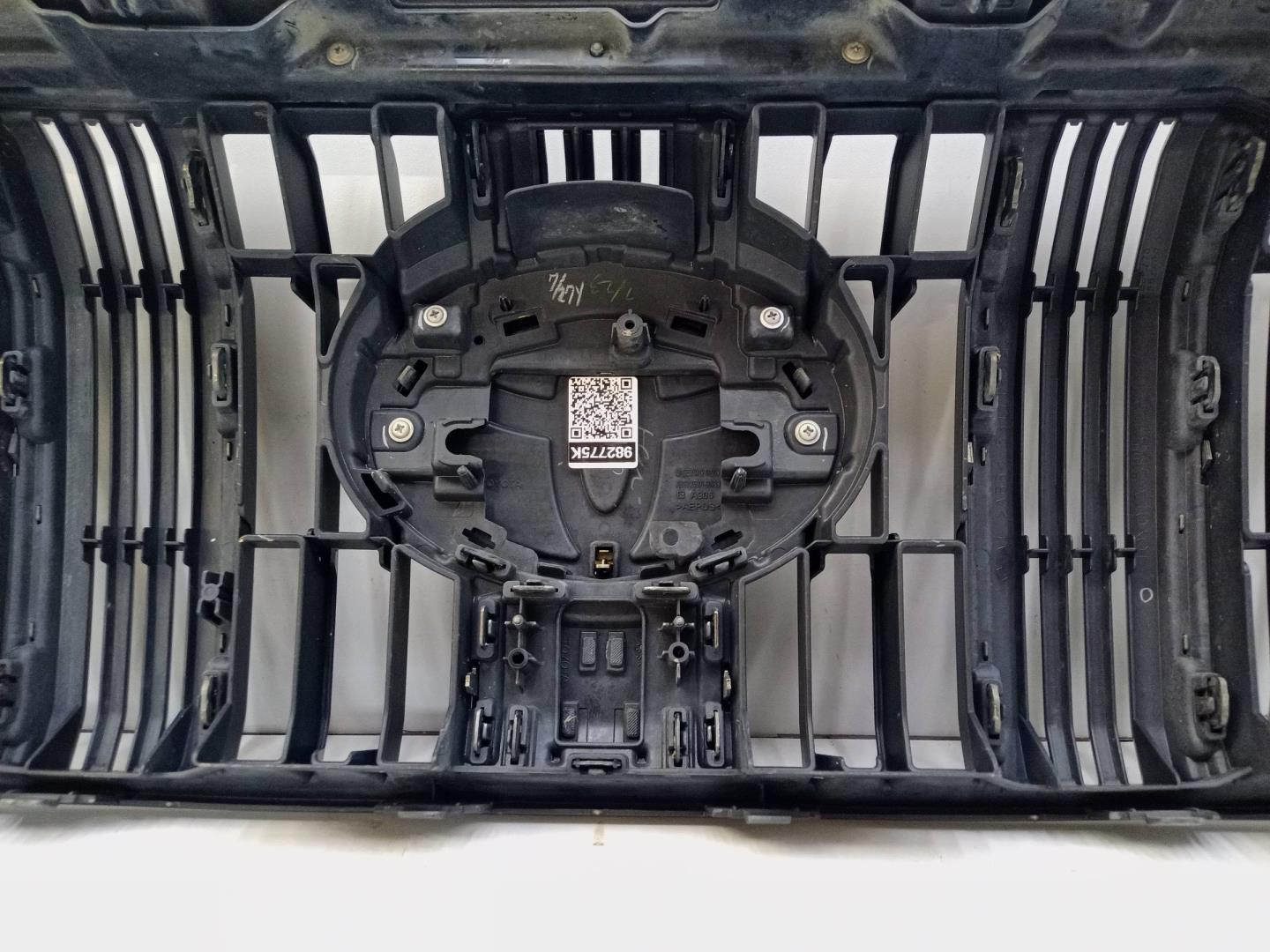 Решетка радиатора