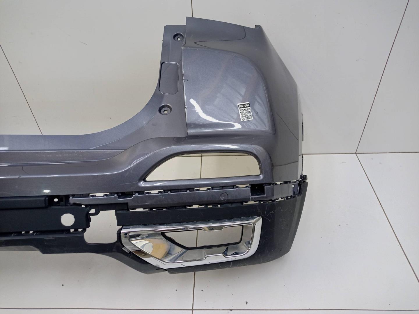 Бампер задний