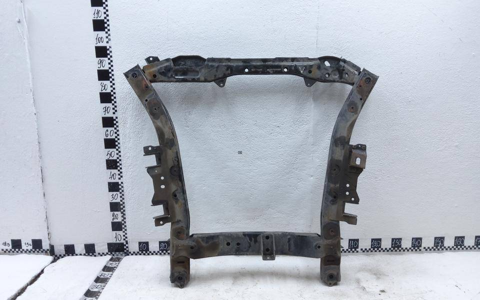 Балка подмоторная