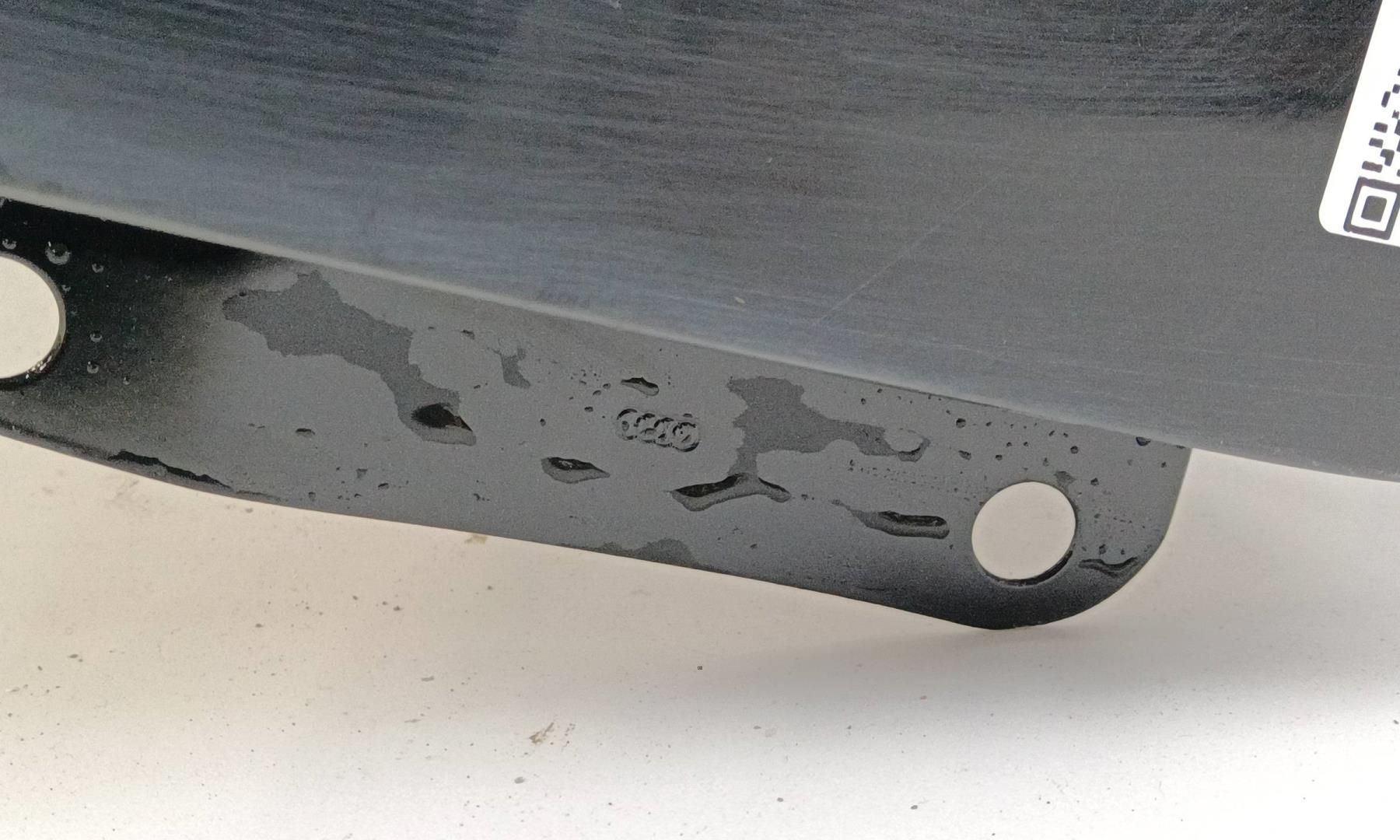 Крыло переднее правое