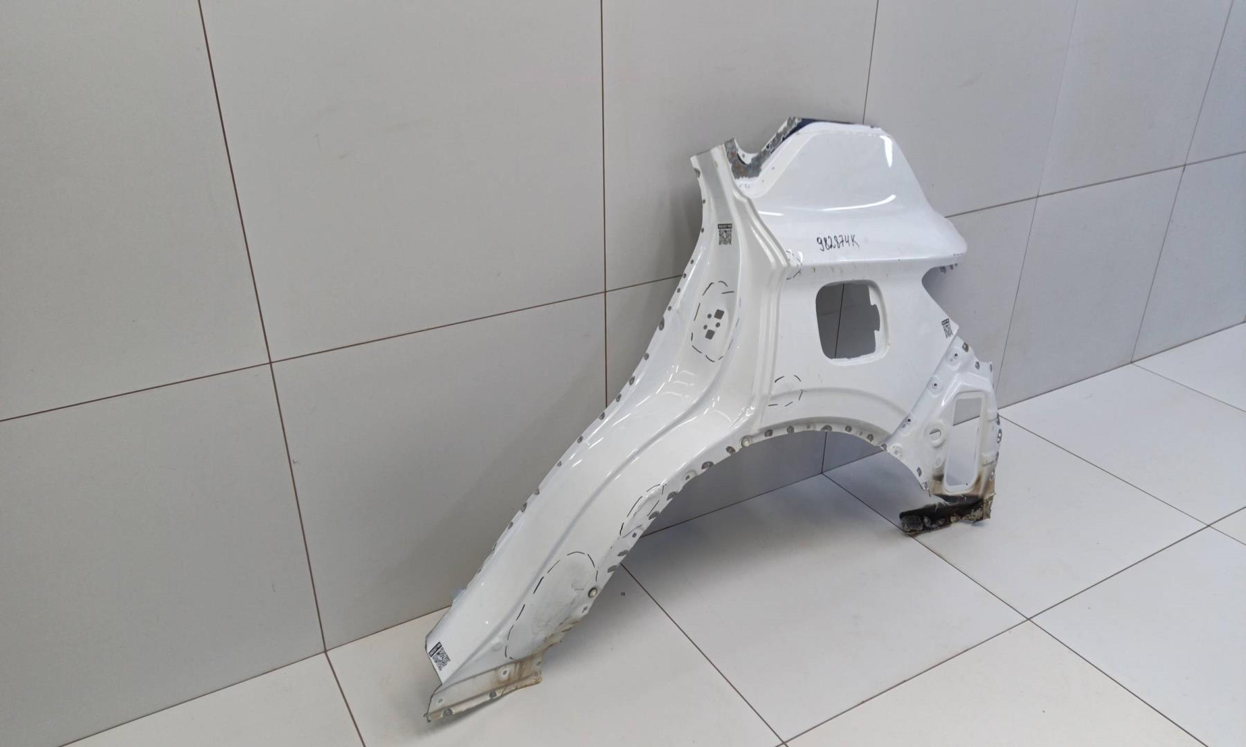 Кузовной элемент