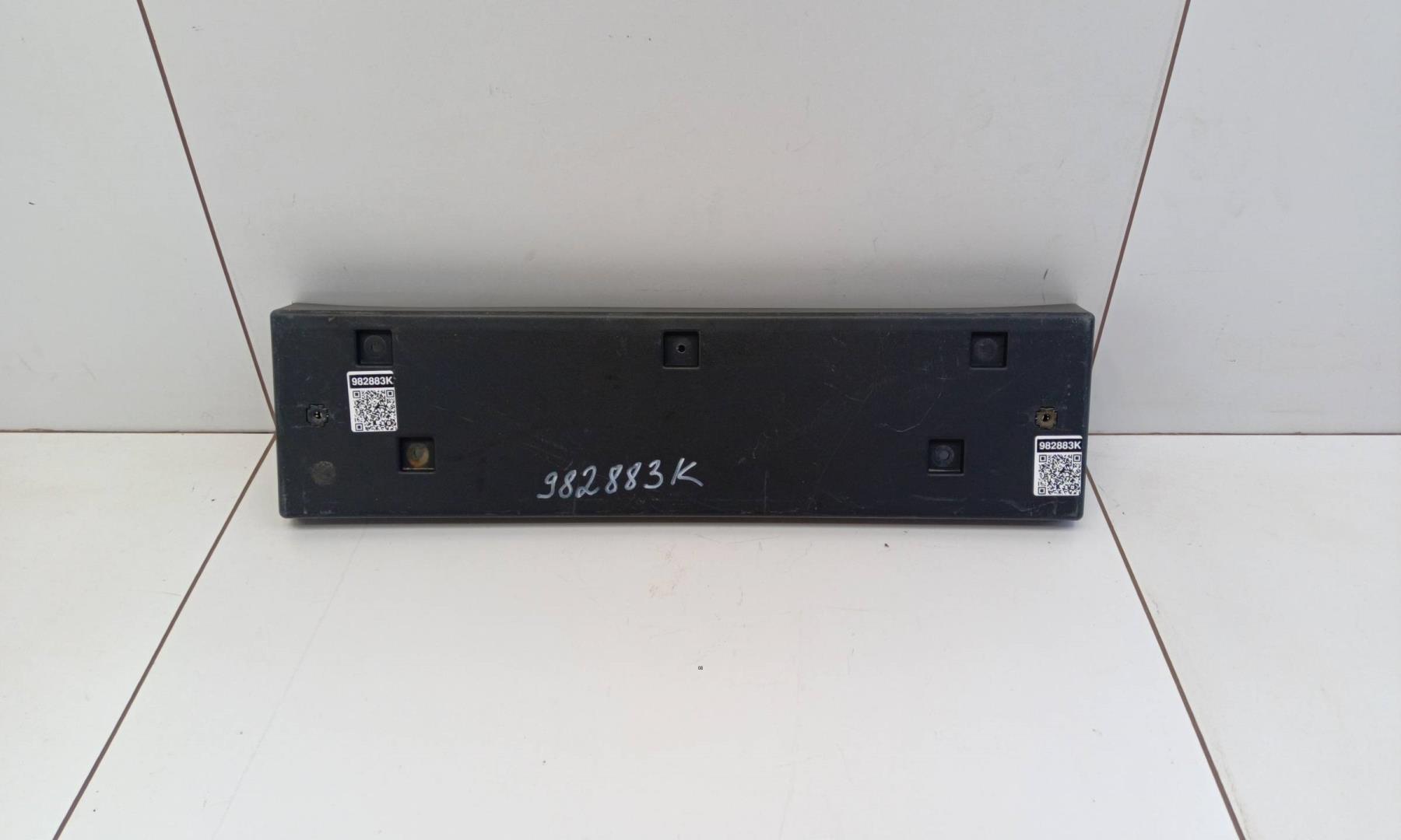 Накладка переднего бампера под номер