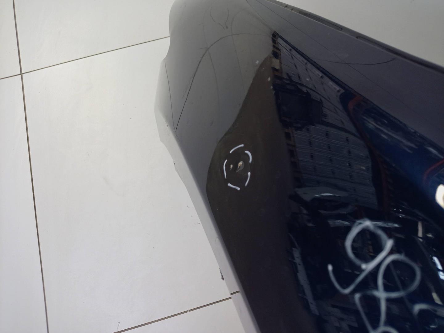 Крыло переднее левое