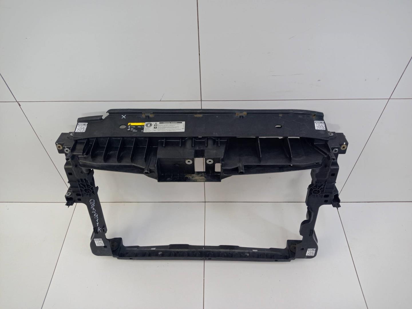 Панель передняя (телевизор)