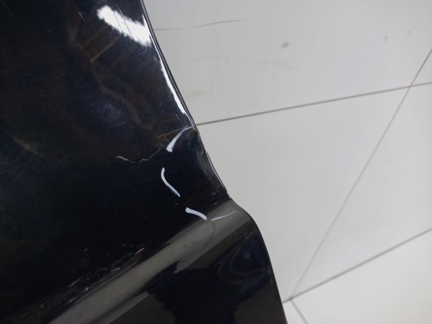 Крыло переднее левое