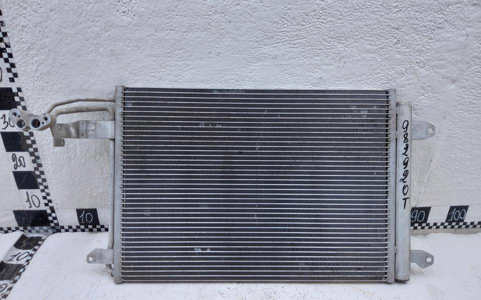 Радиатор кондиционера / конденсер