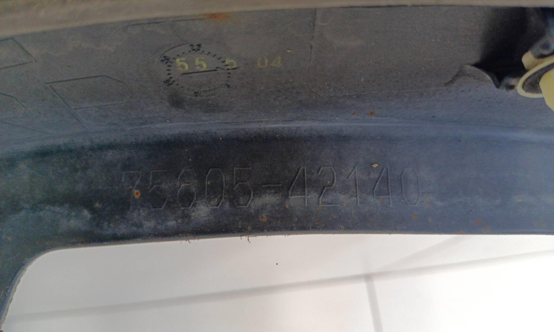 Накладка заднего крыла правого