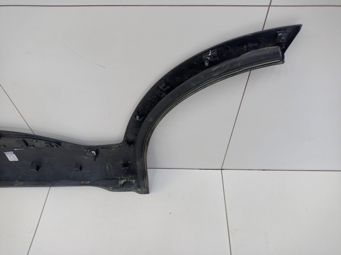 Накладка двери задней правой