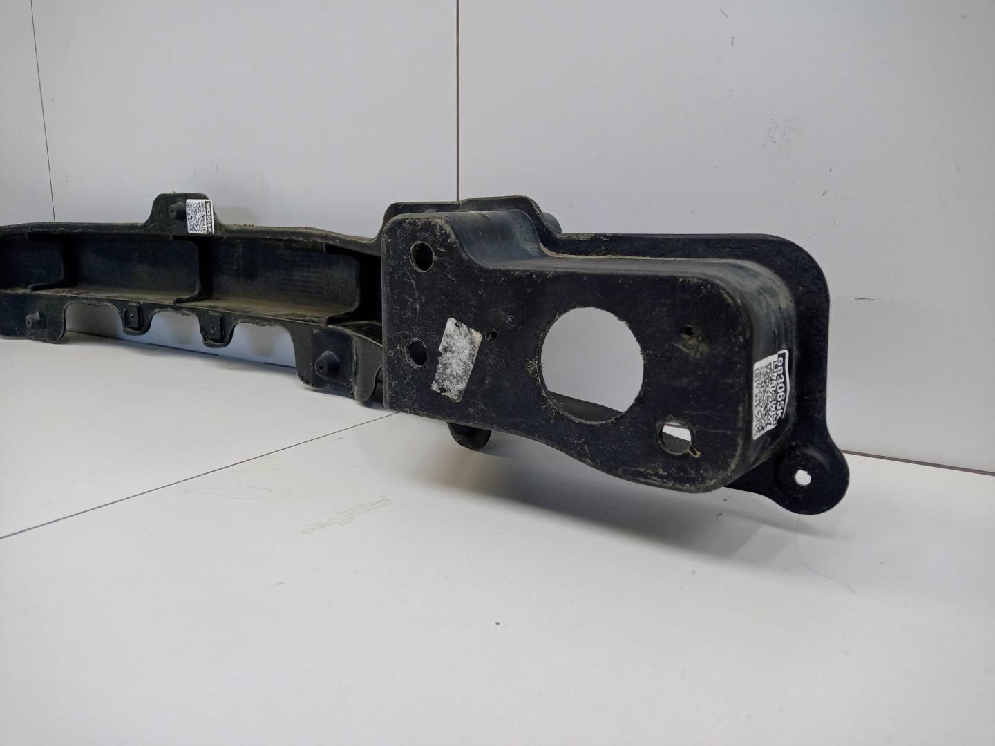 Усилитель заднего бампера