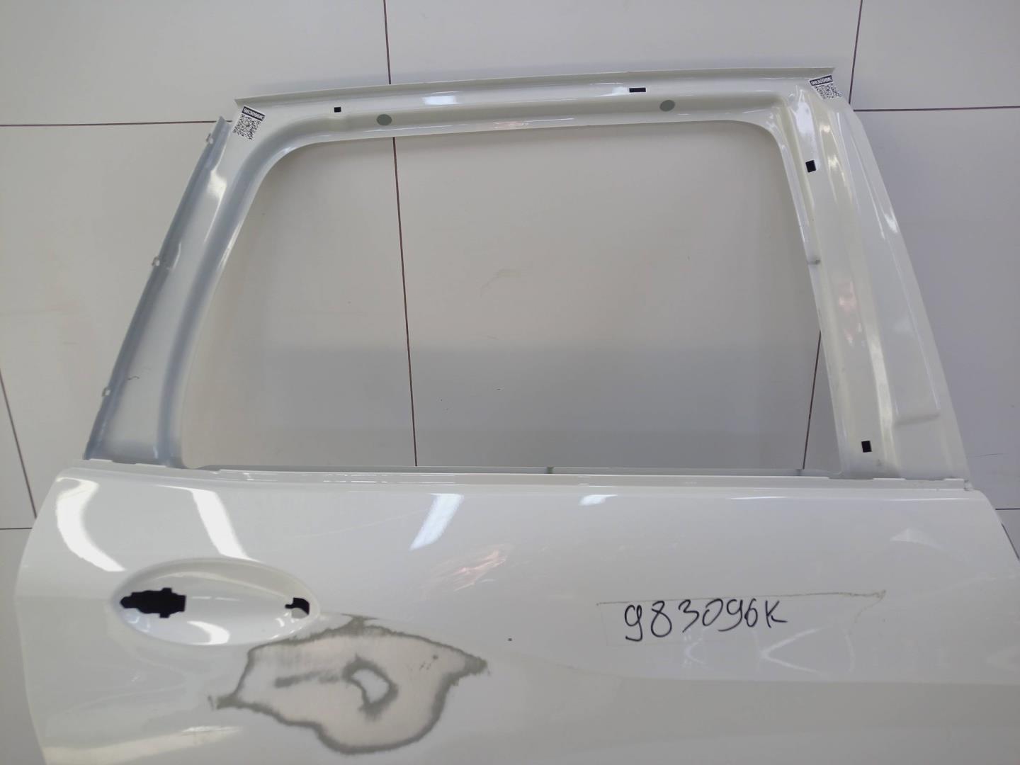 Дверь задняя правая