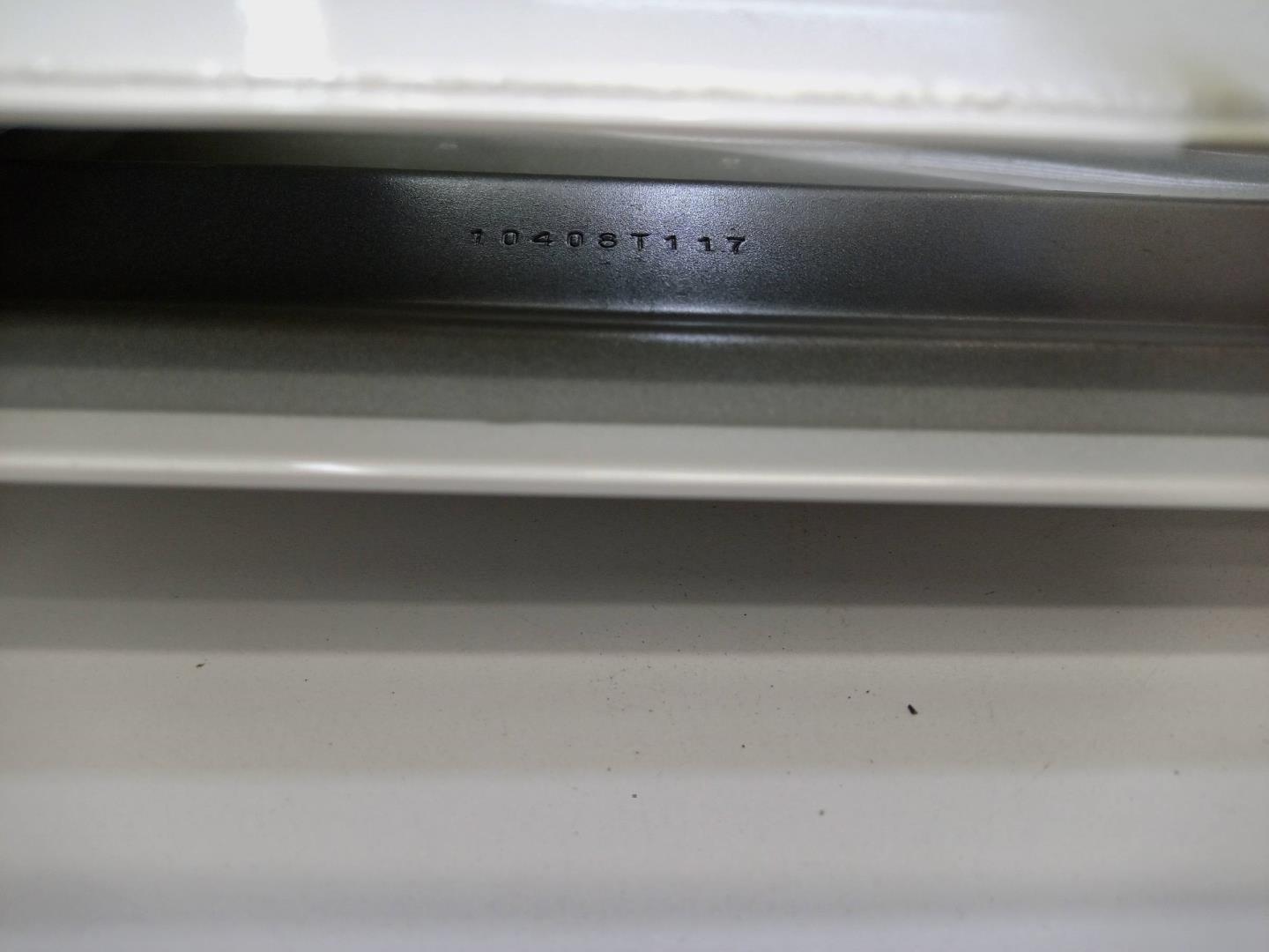 Дверь задняя правая