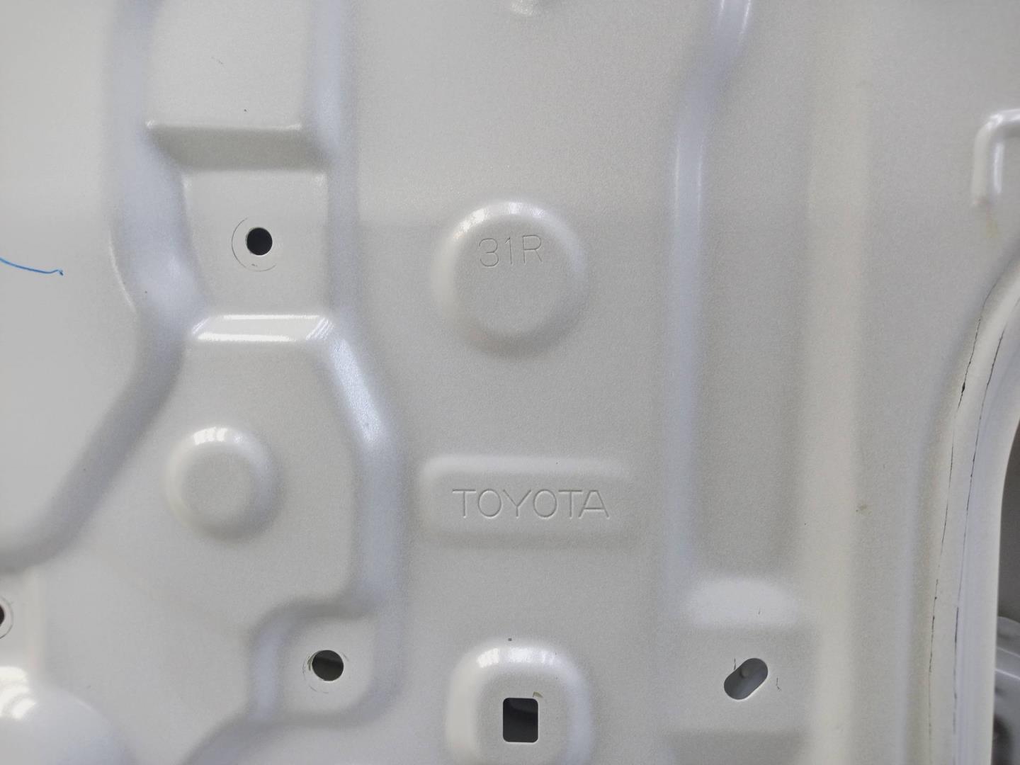 Дверь задняя правая