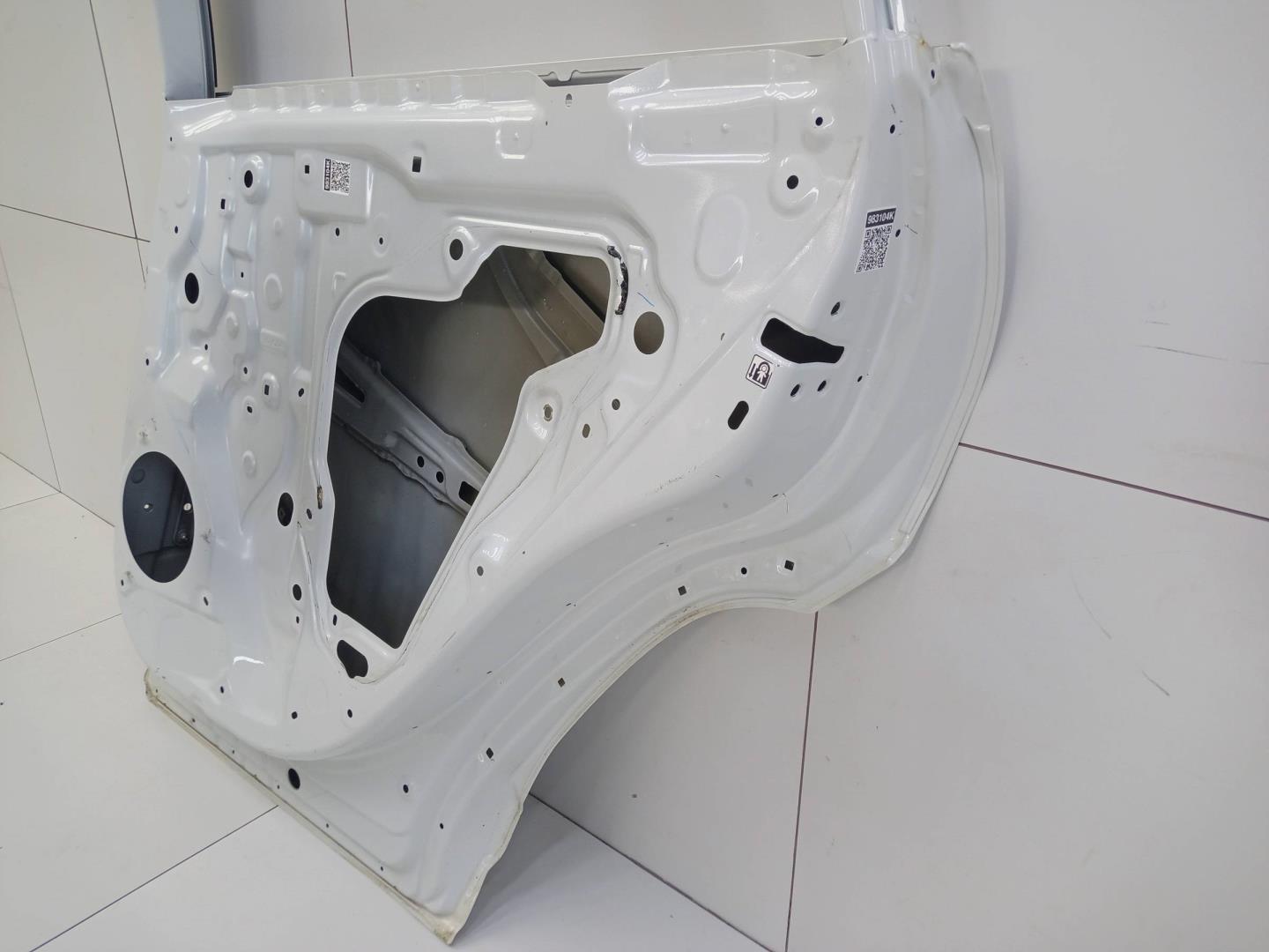 Дверь задняя правая