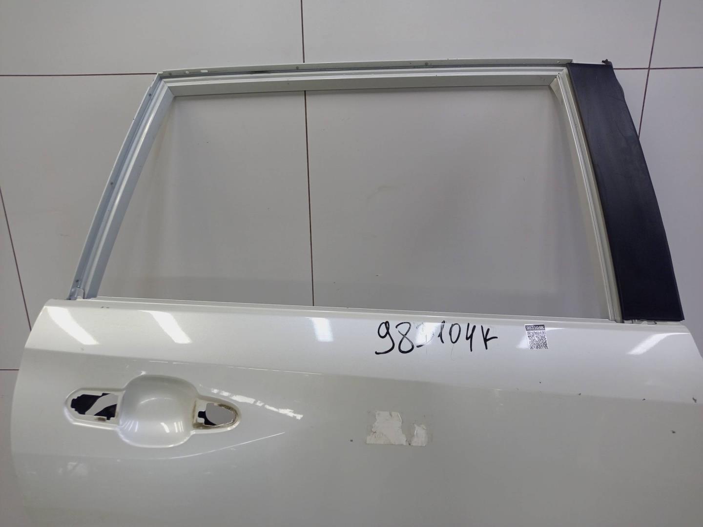 Дверь задняя правая