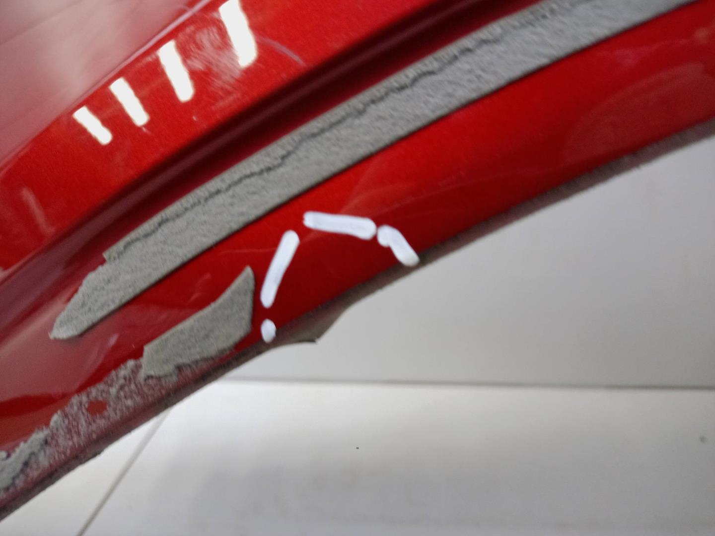 Крыло переднее левое