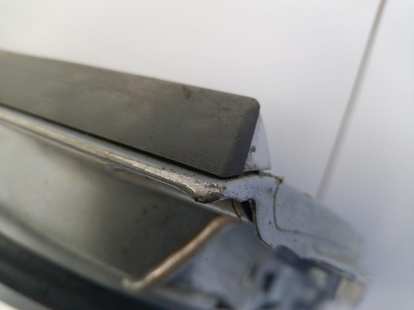 Дверь задняя правая