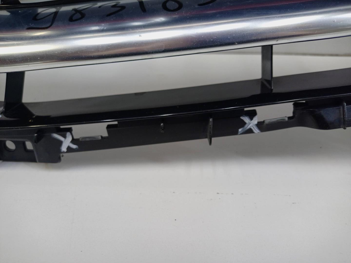 Решетка радиатора