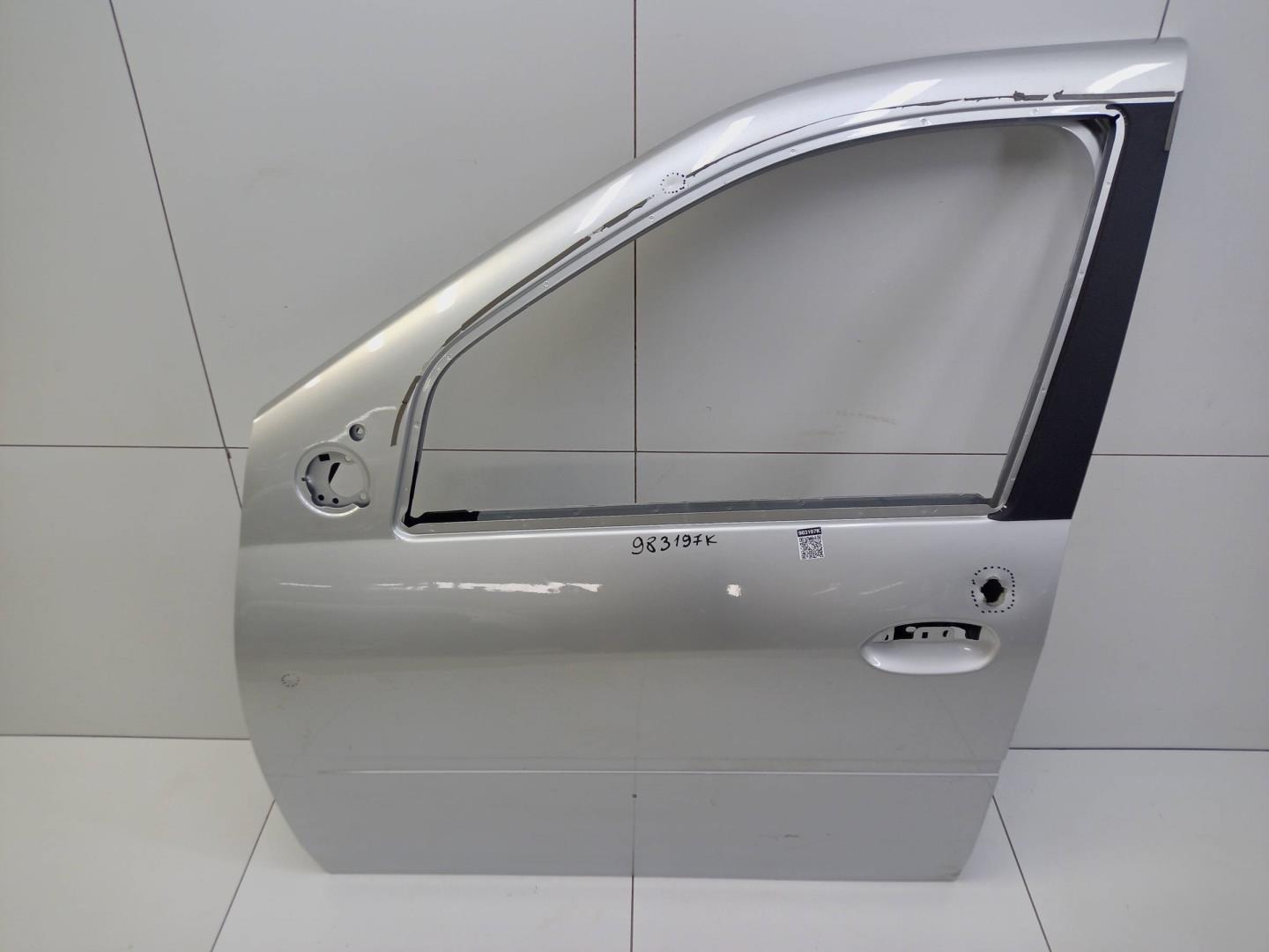 Дверь передняя левая