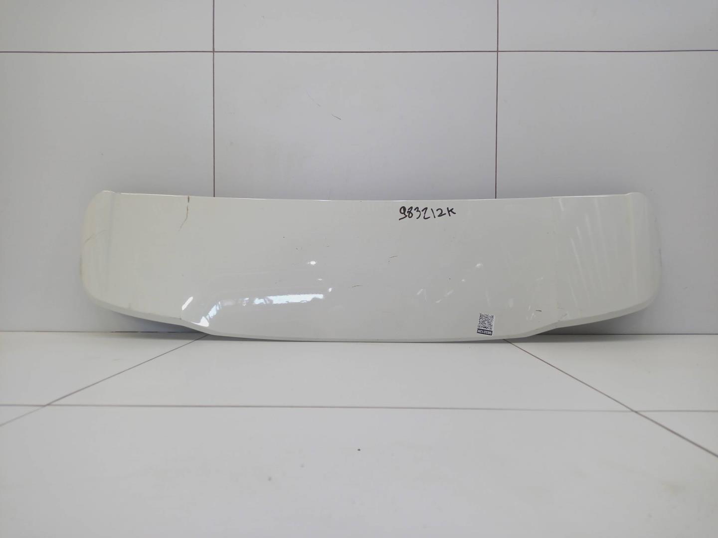 Спойлер (дефлектор) крышки багажника