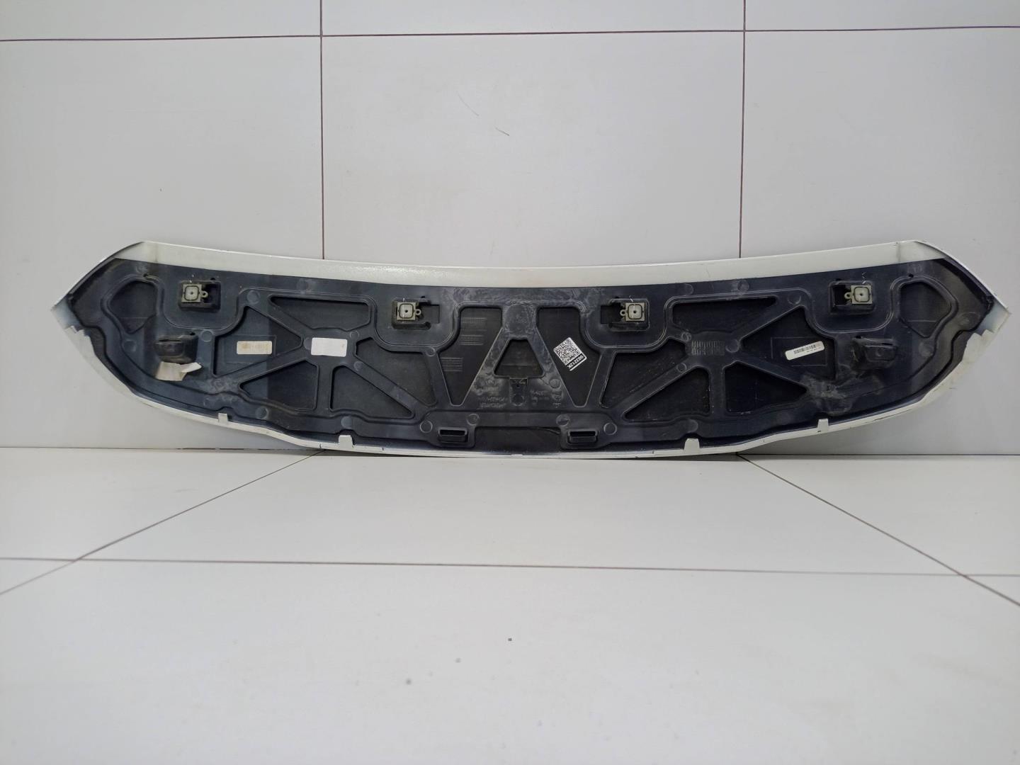 Спойлер (дефлектор) крышки багажника